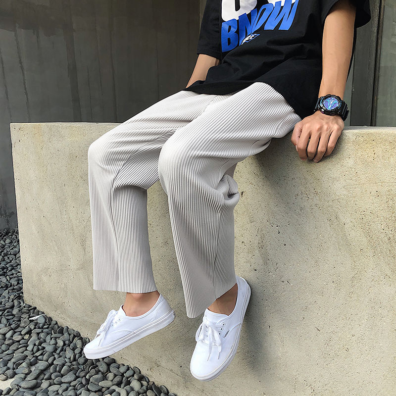 Pleated Straight Pants